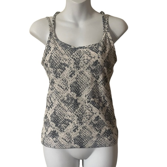 VS Pink Strappy Workout Top with Shelf Bra size M - Picture 1 of 10